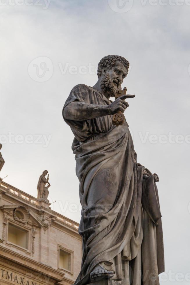 Saint Peter's Square, Rome, Italy photo