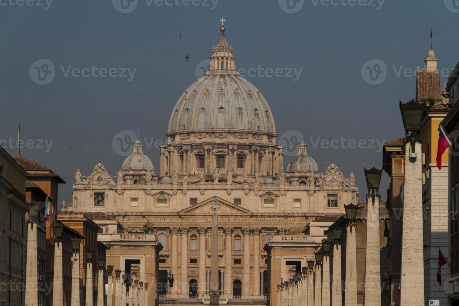 Basilica di San Pietro, Vatican, Rome, Italy photo