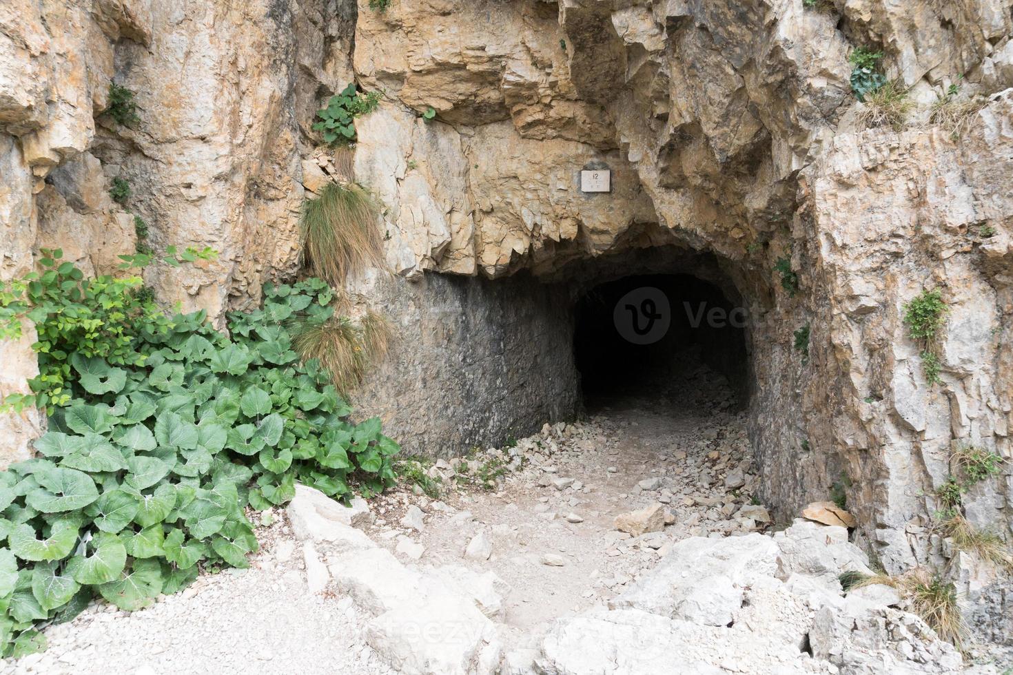 Road of the 52 tunnels photo