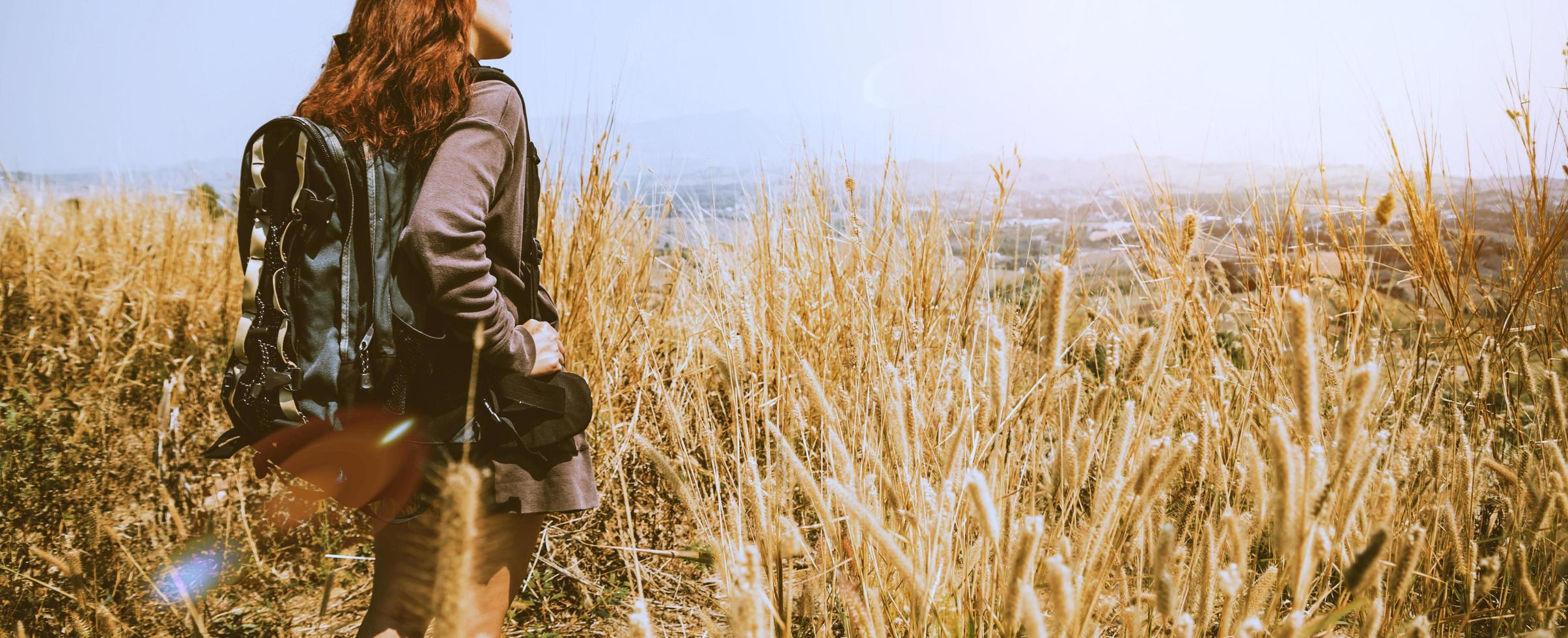 mujeres viajeras viajes naturaleza montaña foto