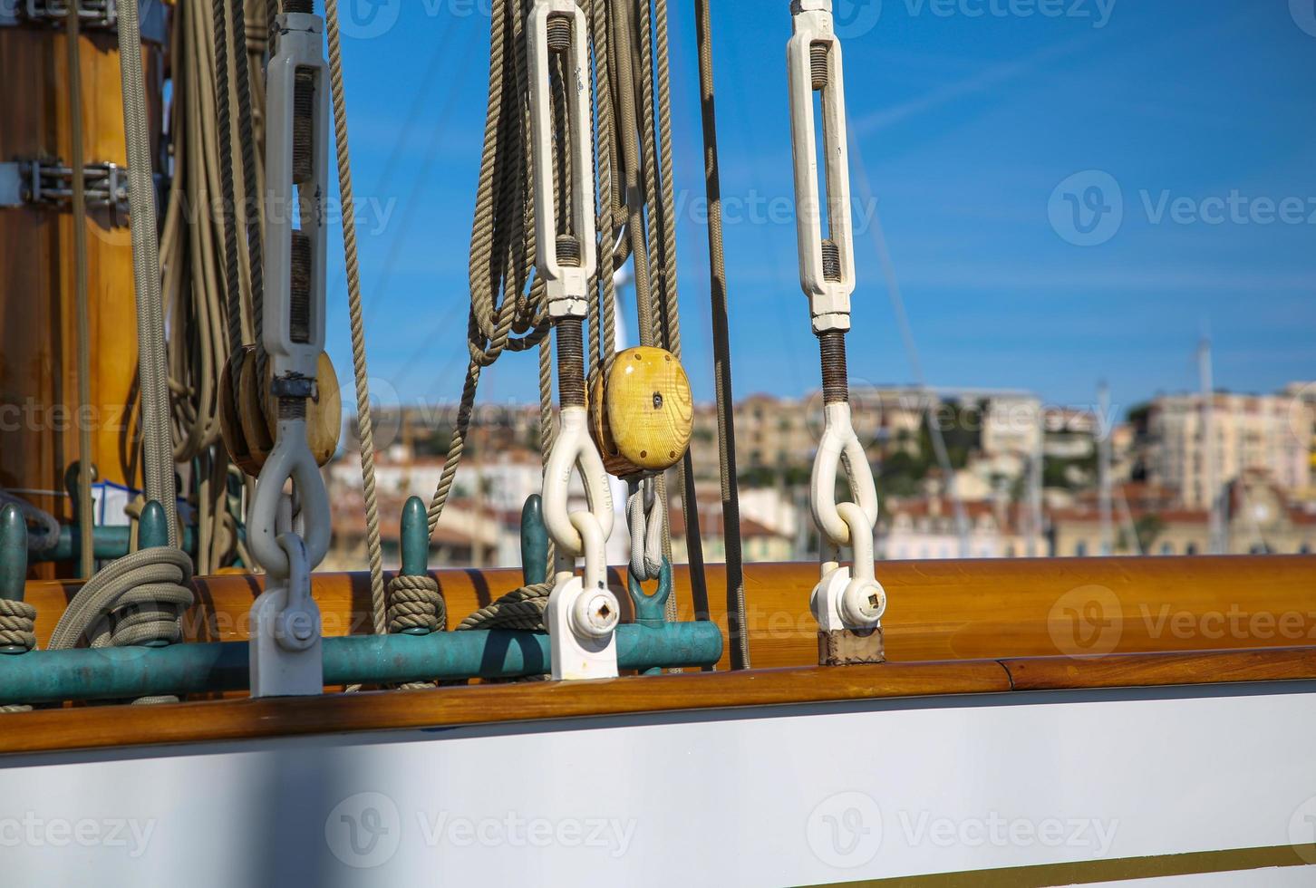 sailing boat race photo