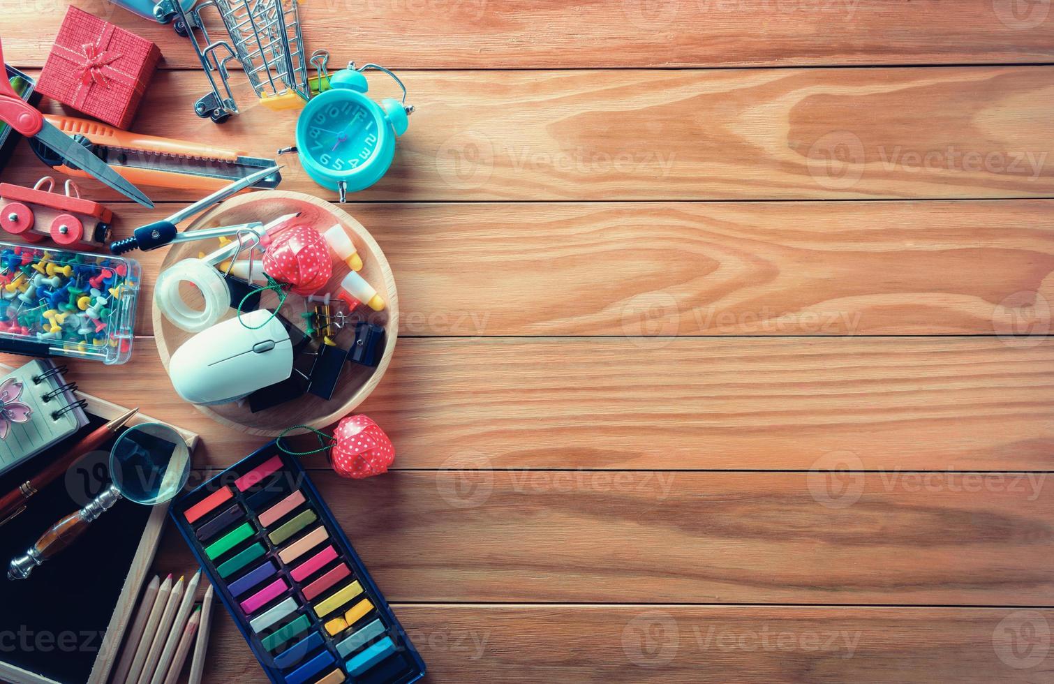 educación, concepto de regreso a la escuela con espacio de copia foto