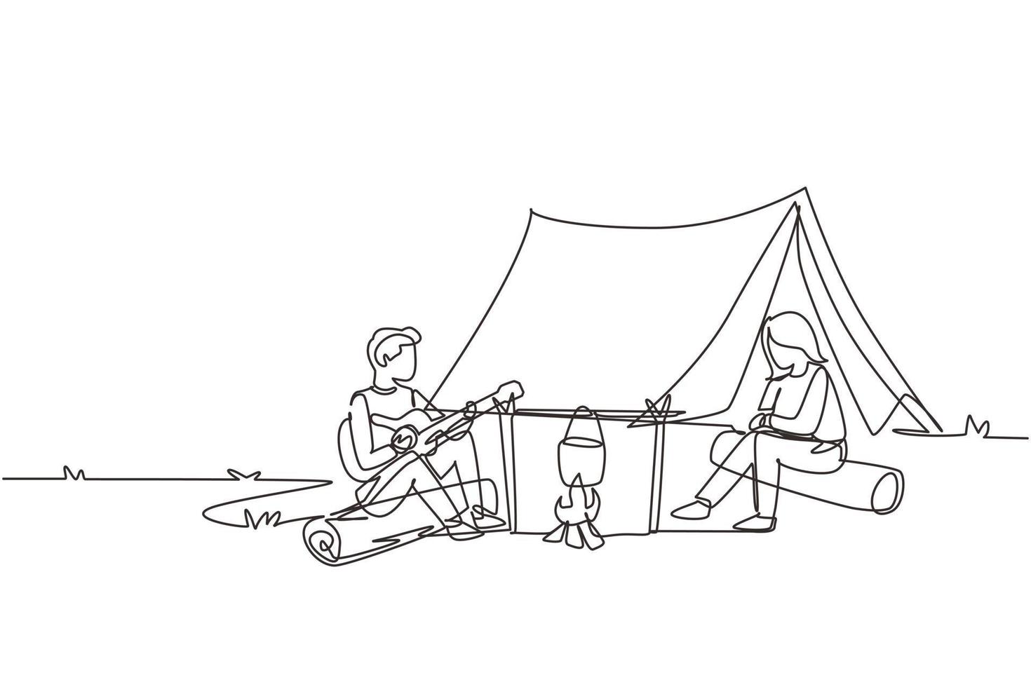 dibujo continuo de una línea pareja de excursionistas sentados en troncos cocinando comidas en una olla hirviendo, hombre tocando la guitarra en la fogata cerca de la tienda de campaña acampando en las montañas de la naturaleza. vector de diseño de dibujo de una sola línea