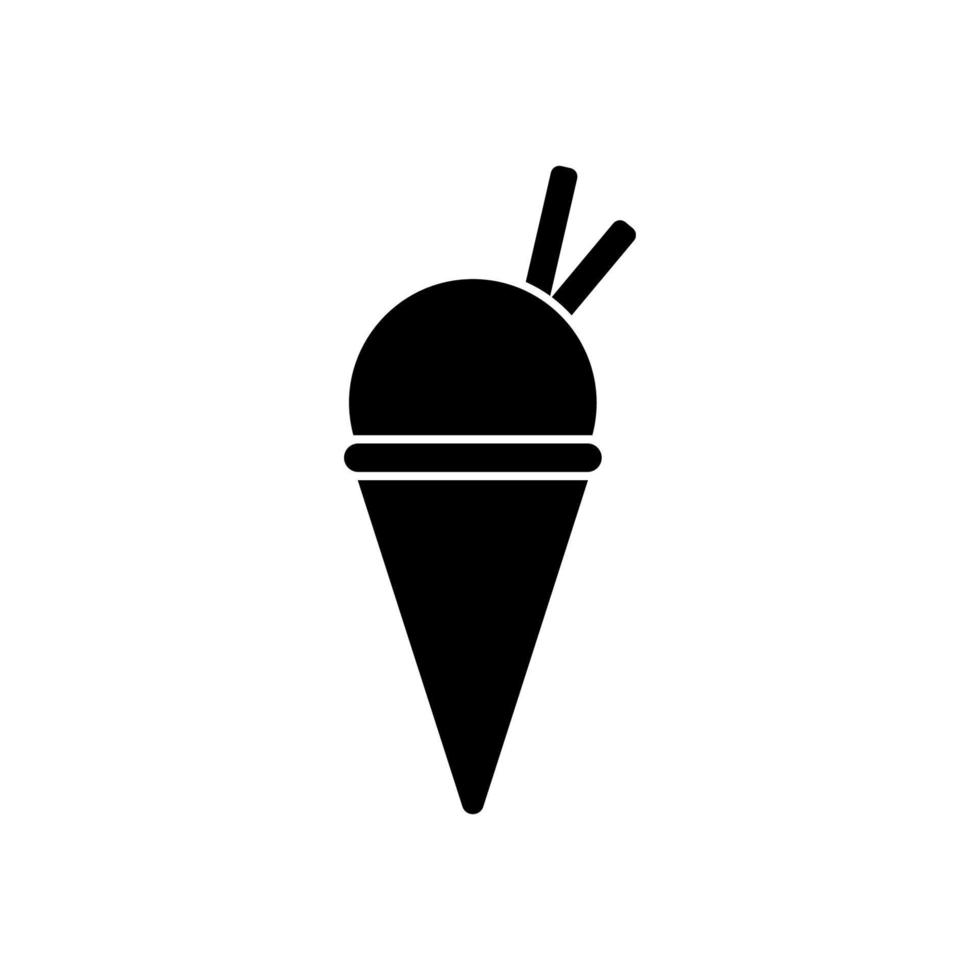 helado en icono de silueta negra de cono de galleta. pictograma de glifo de postre refrescante de chocolate. sundae verano comida de leche congelada símbolo plano. signo de helado suave de vainilla. ilustración vectorial aislada. vector