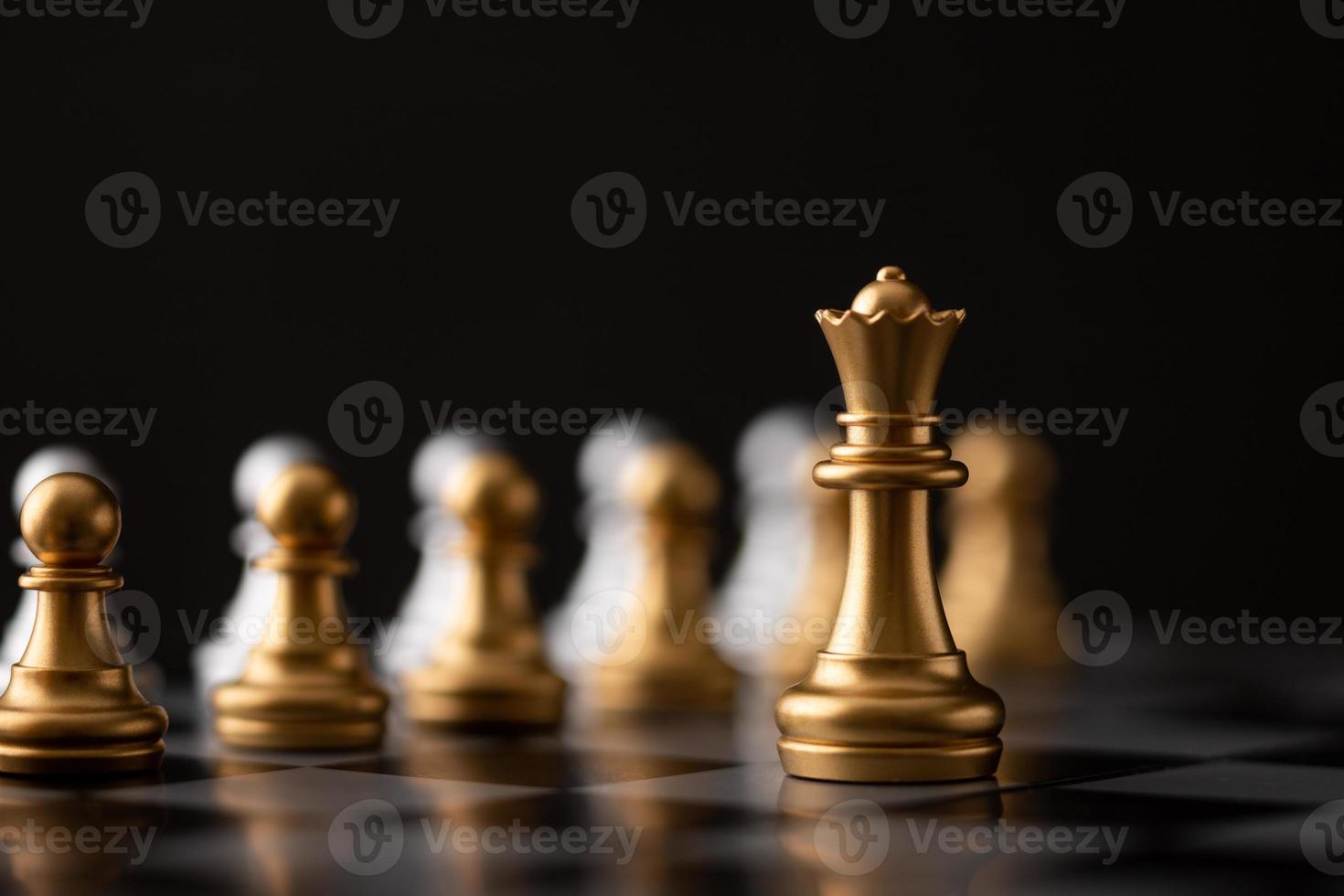 gold queen is the leader photo
