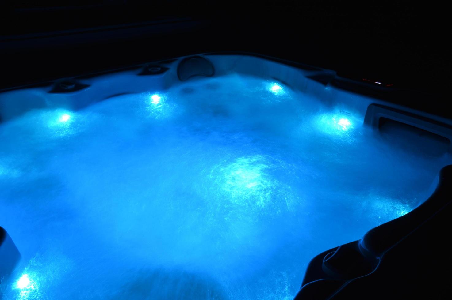 Spa at night, Hot tub at night photo