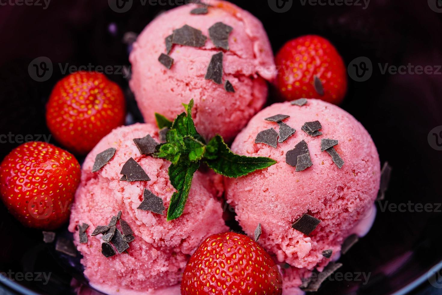 a homemade strawberry ice cream with chocolate photo