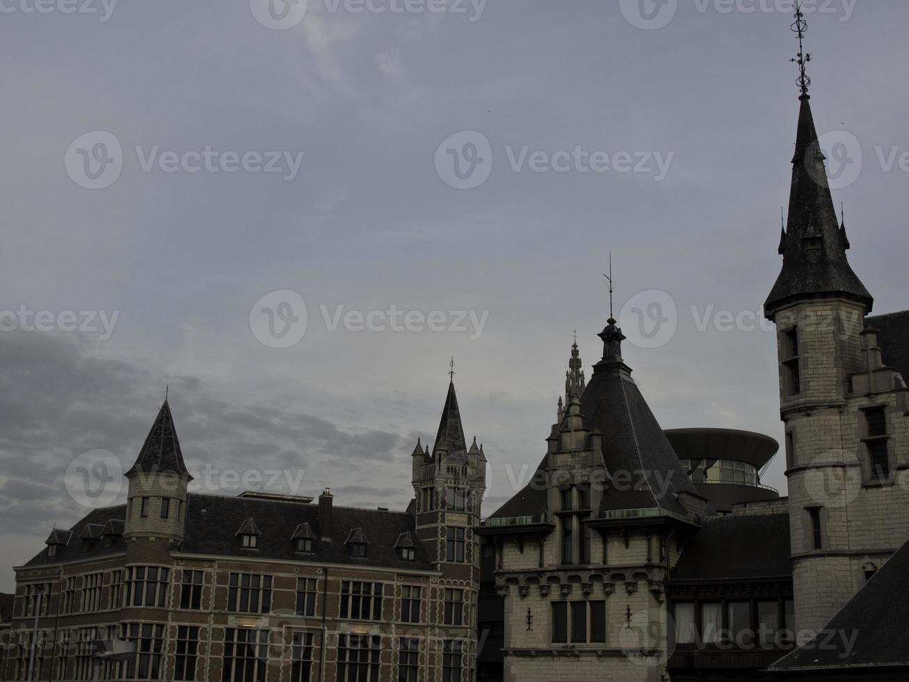 antwerp at the river schelde photo