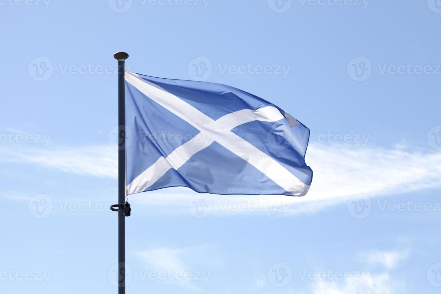 bandera de escocia ondeando foto