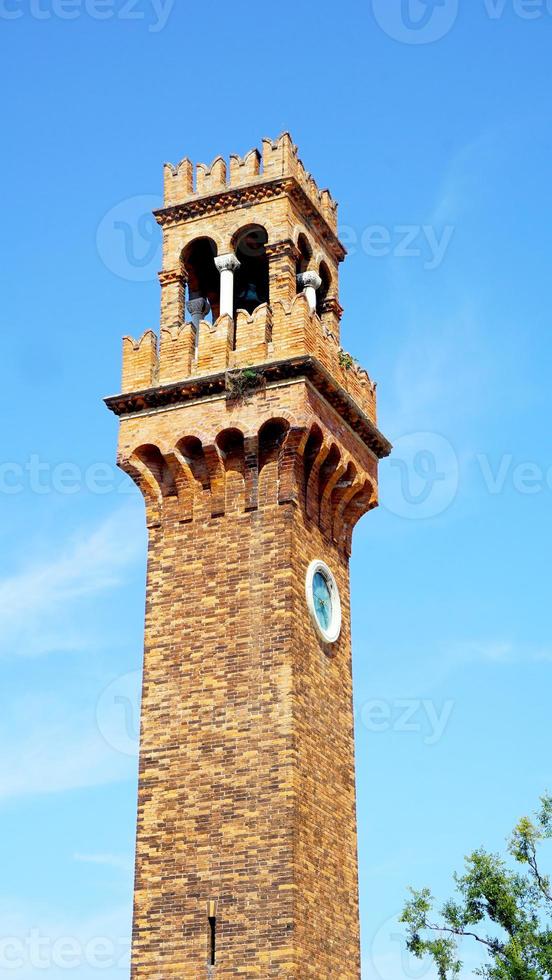 punto de referencia de la torre del reloj en venecia, italia foto