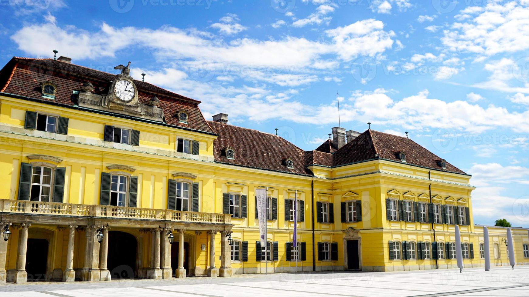 historical palace in Vienna, Austria photo