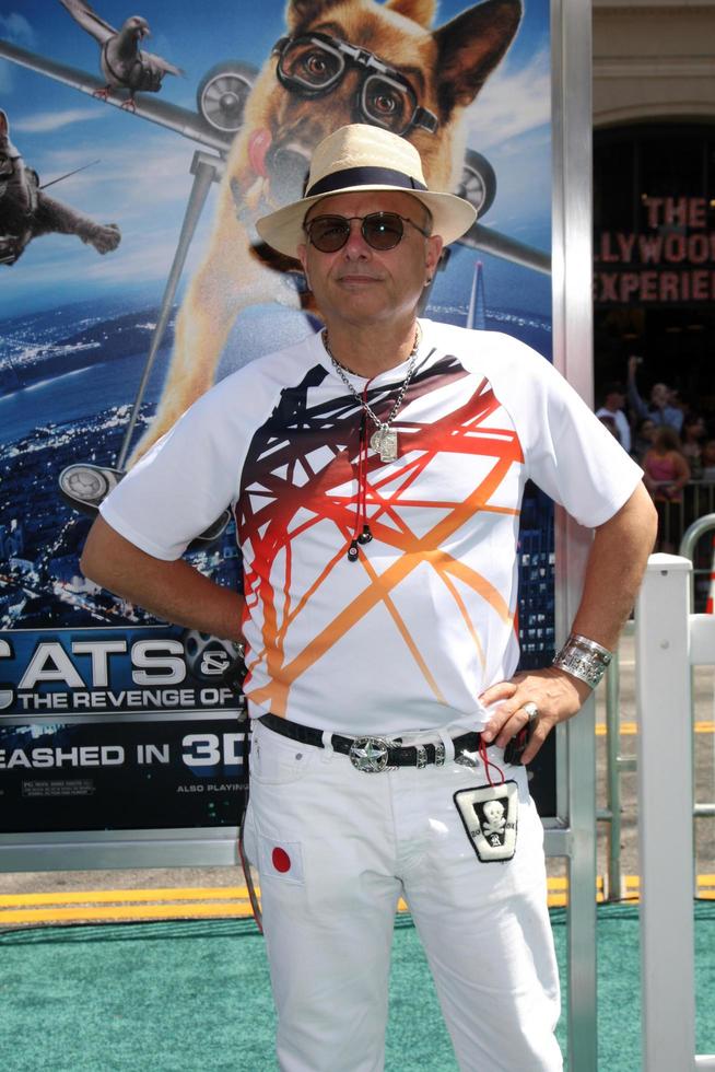 LOS ANGELES, JUL 25 - Joe Pantoliano arrives at the Cats and Dogs - The Revenge of Kitty Galore Los Angeles Premiere at Graumans Chinese Theater on July25, 2010 in Los Angeles, CA photo