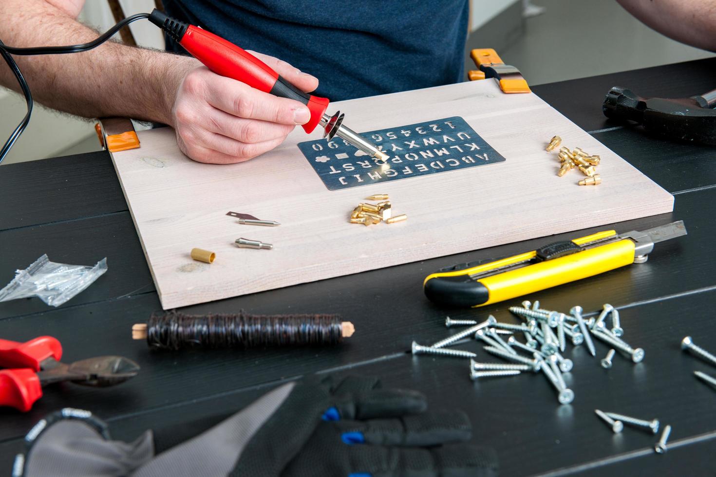 Pyro pen and tools photo