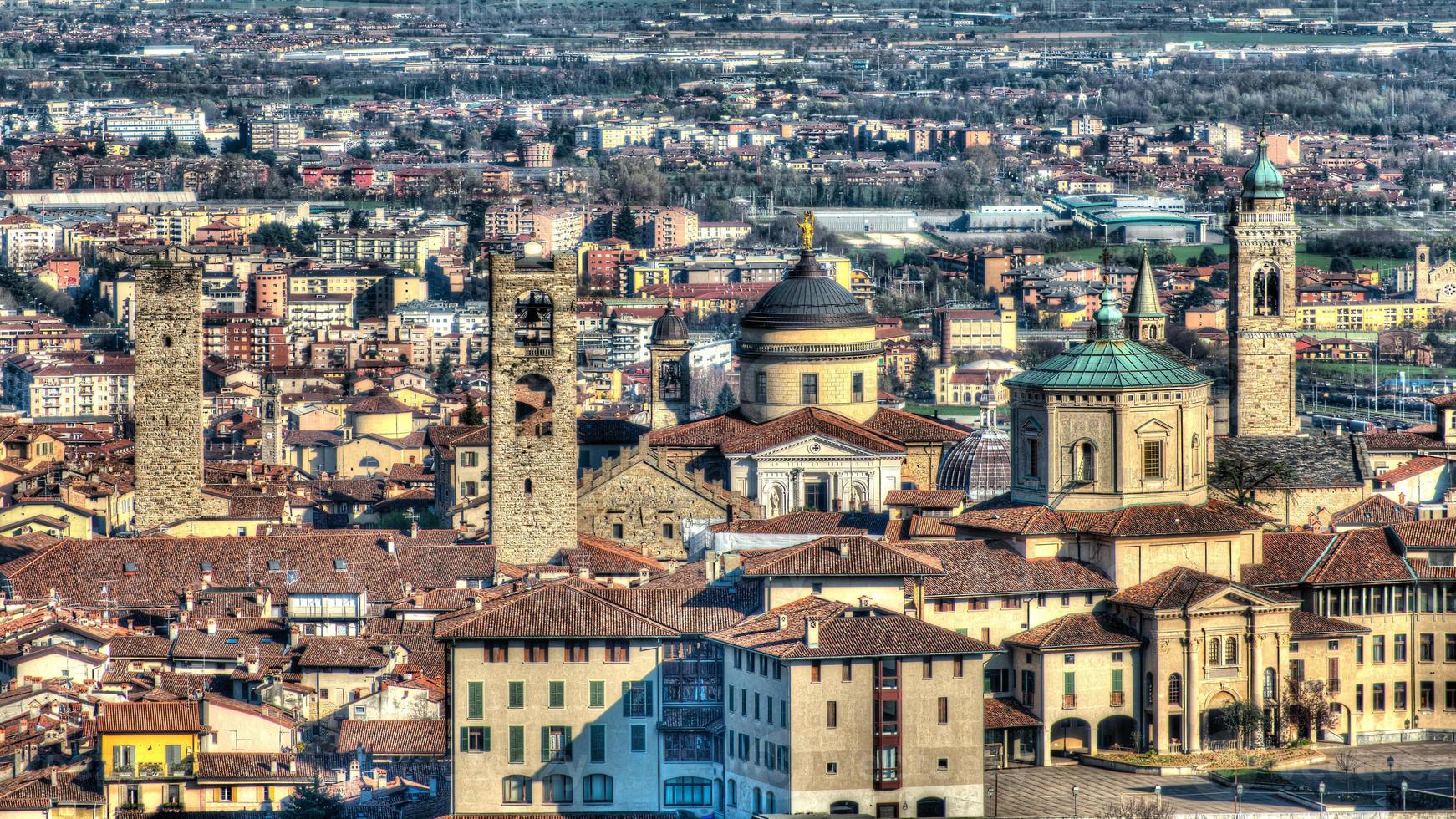 bergamo alta italia foto