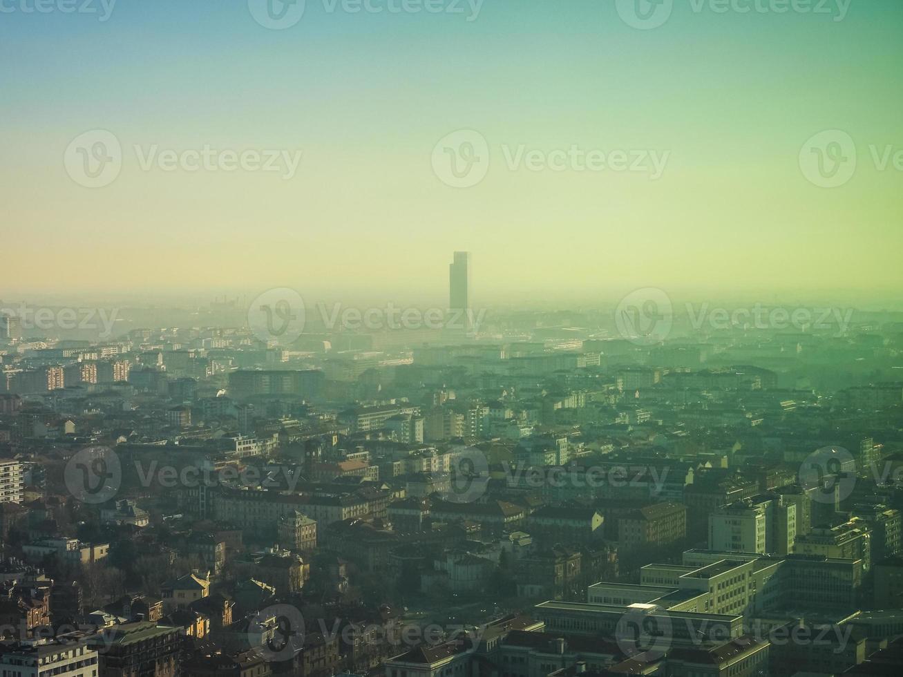 hdr vista aérea de turín con smog foto