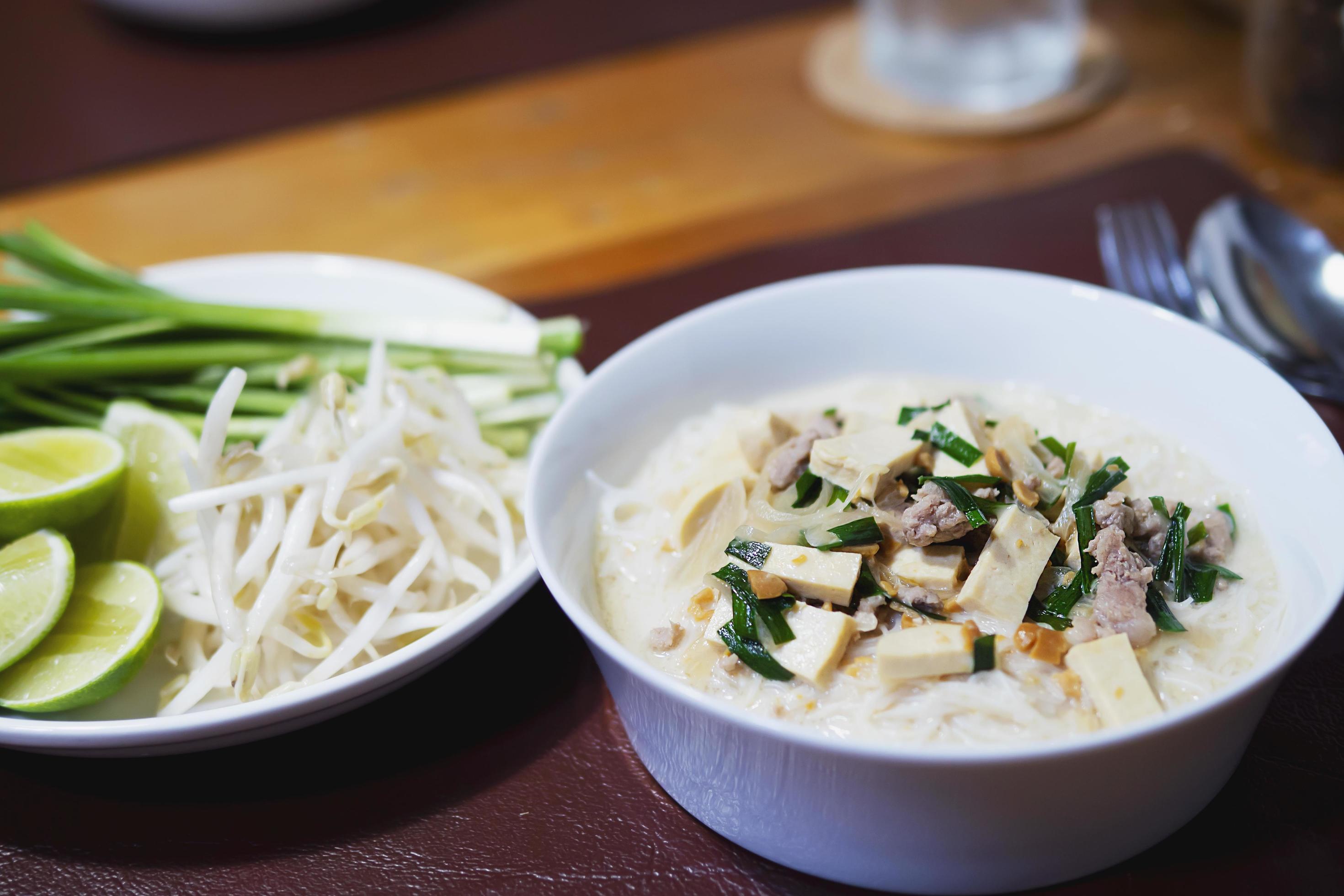 Coconut milk noodles, Thai style recipe 9299168 Stock Photo at Vecteezy