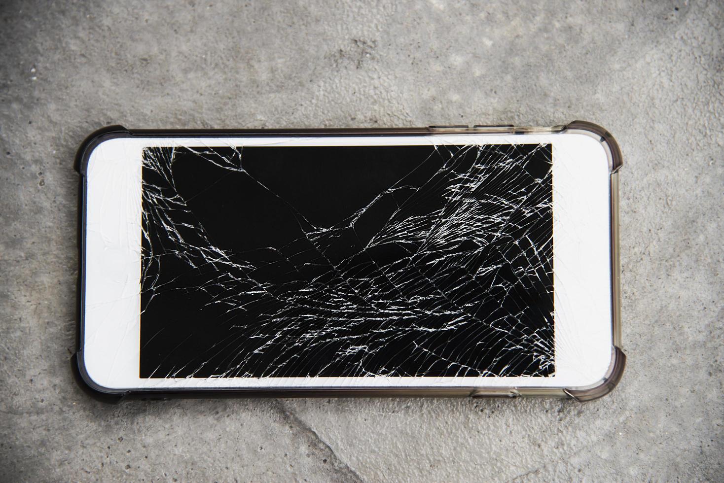 Cracked damage display of mobile phone background photo