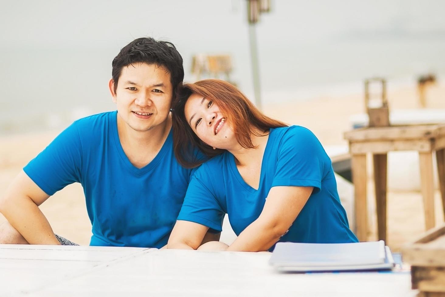 Asian Thai couple on the Pataya beach, Thailand photo