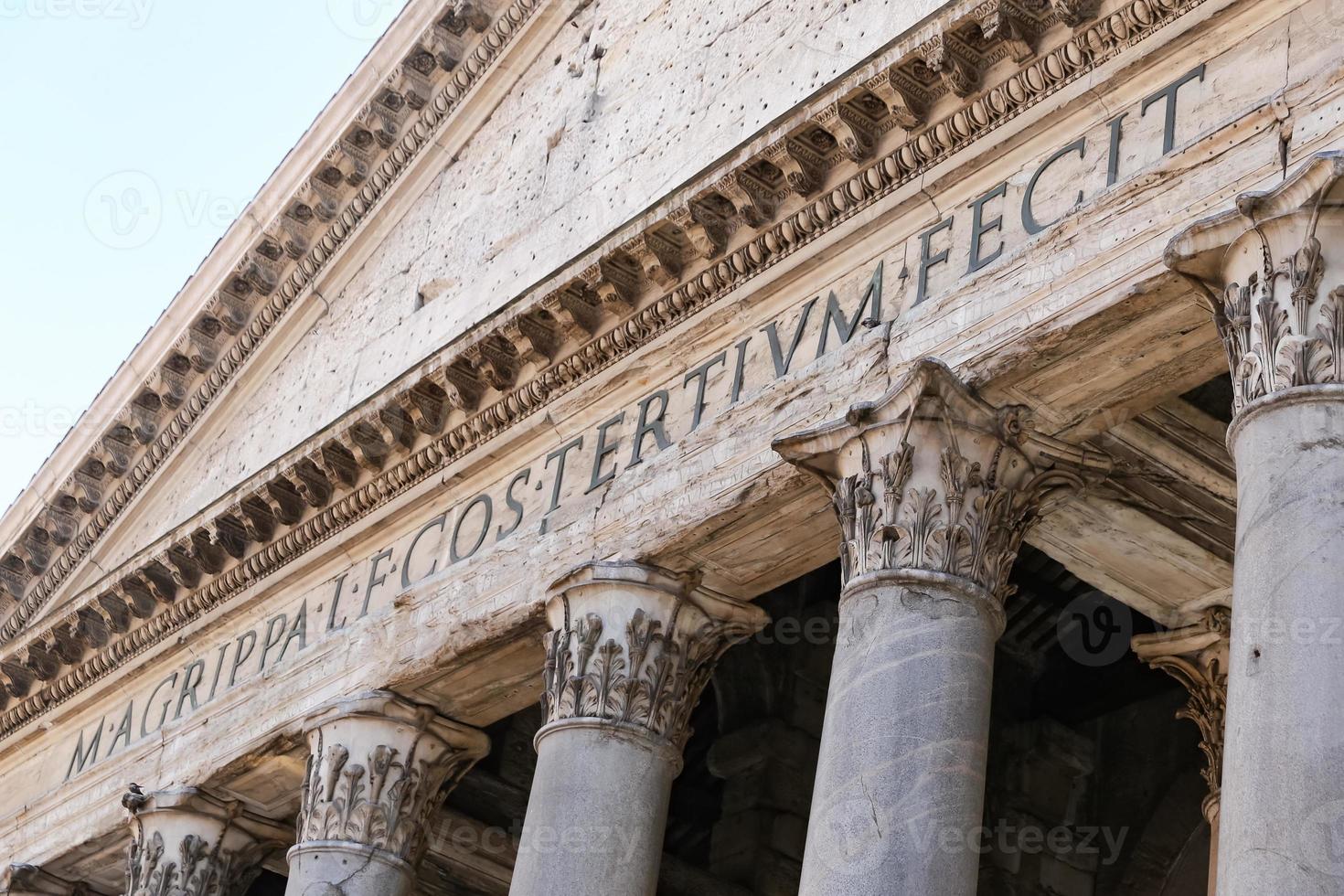 fachada del panteón en roma, italia foto