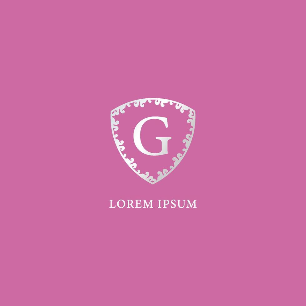 plantilla de diseño de logotipo inicial de letra g. ilustración de escudo floral decorativo de plata de lujo. Adecuado para productos de seguros, moda y belleza. aislado sobre fondo de color rosa vector