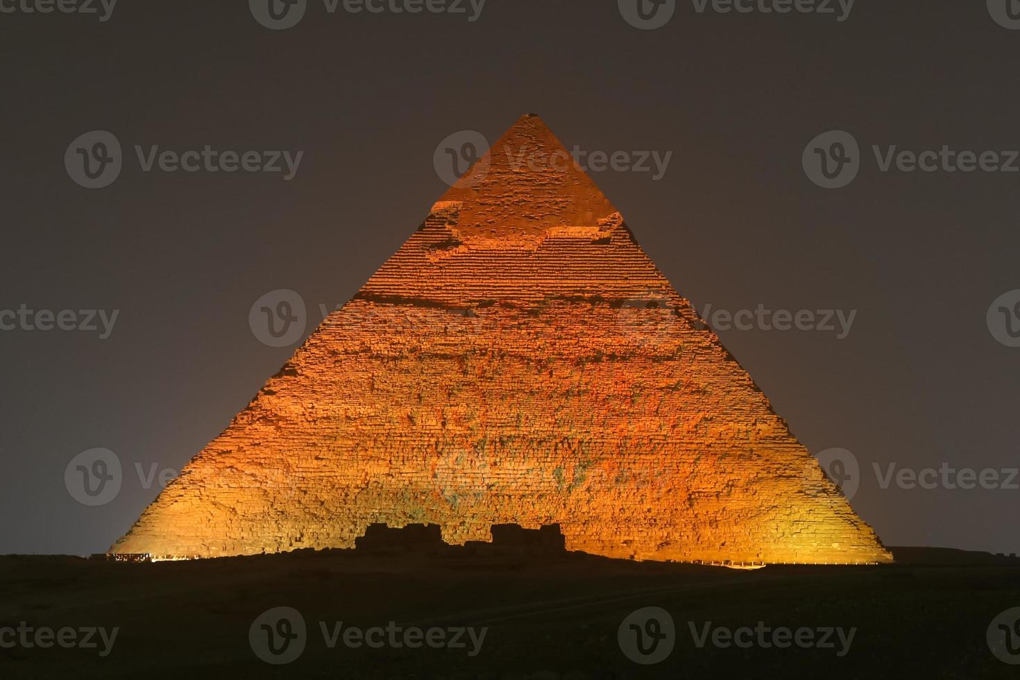 Pyramid of Khafre in Cairo, Egypt photo