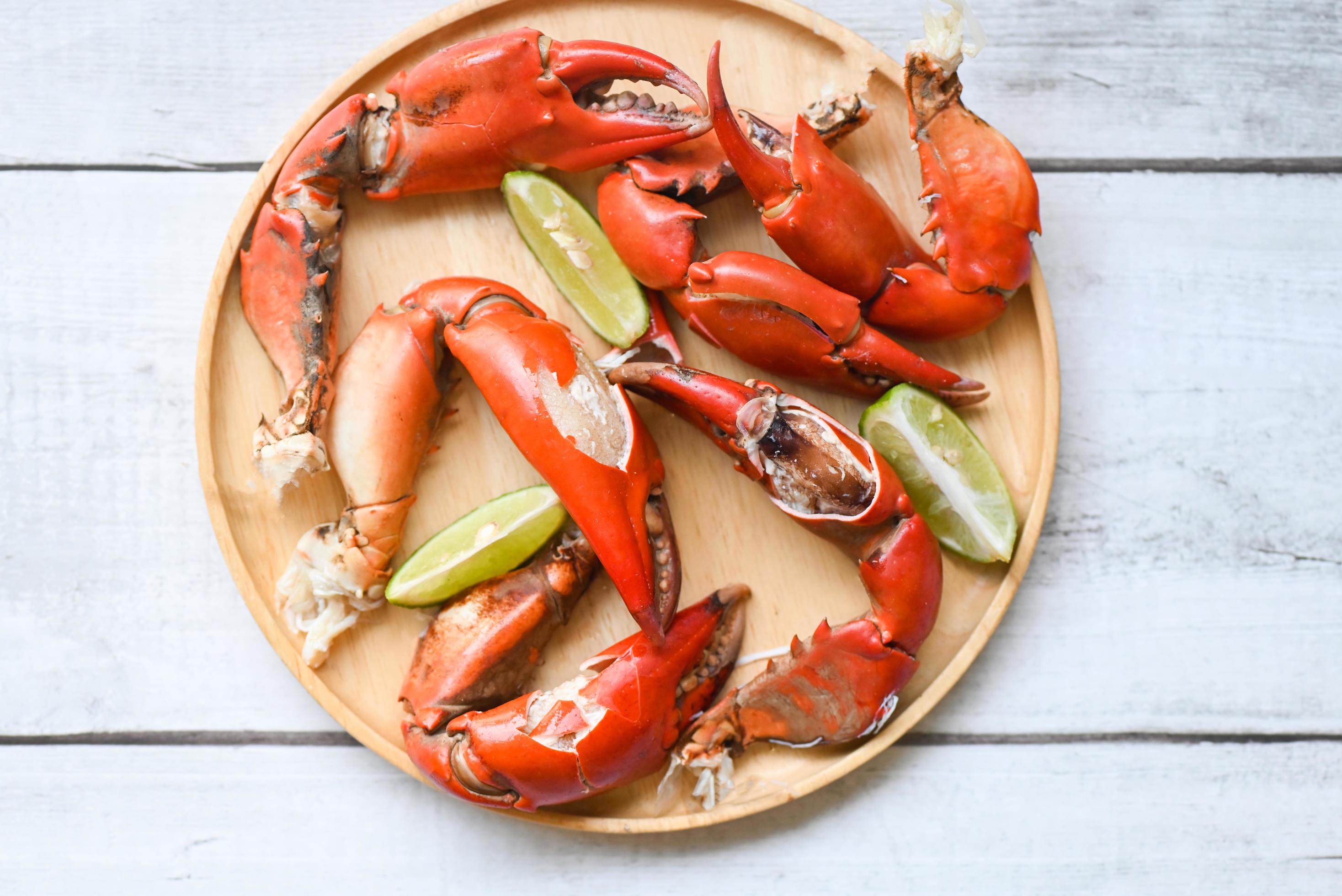 Red Claw Crab Food