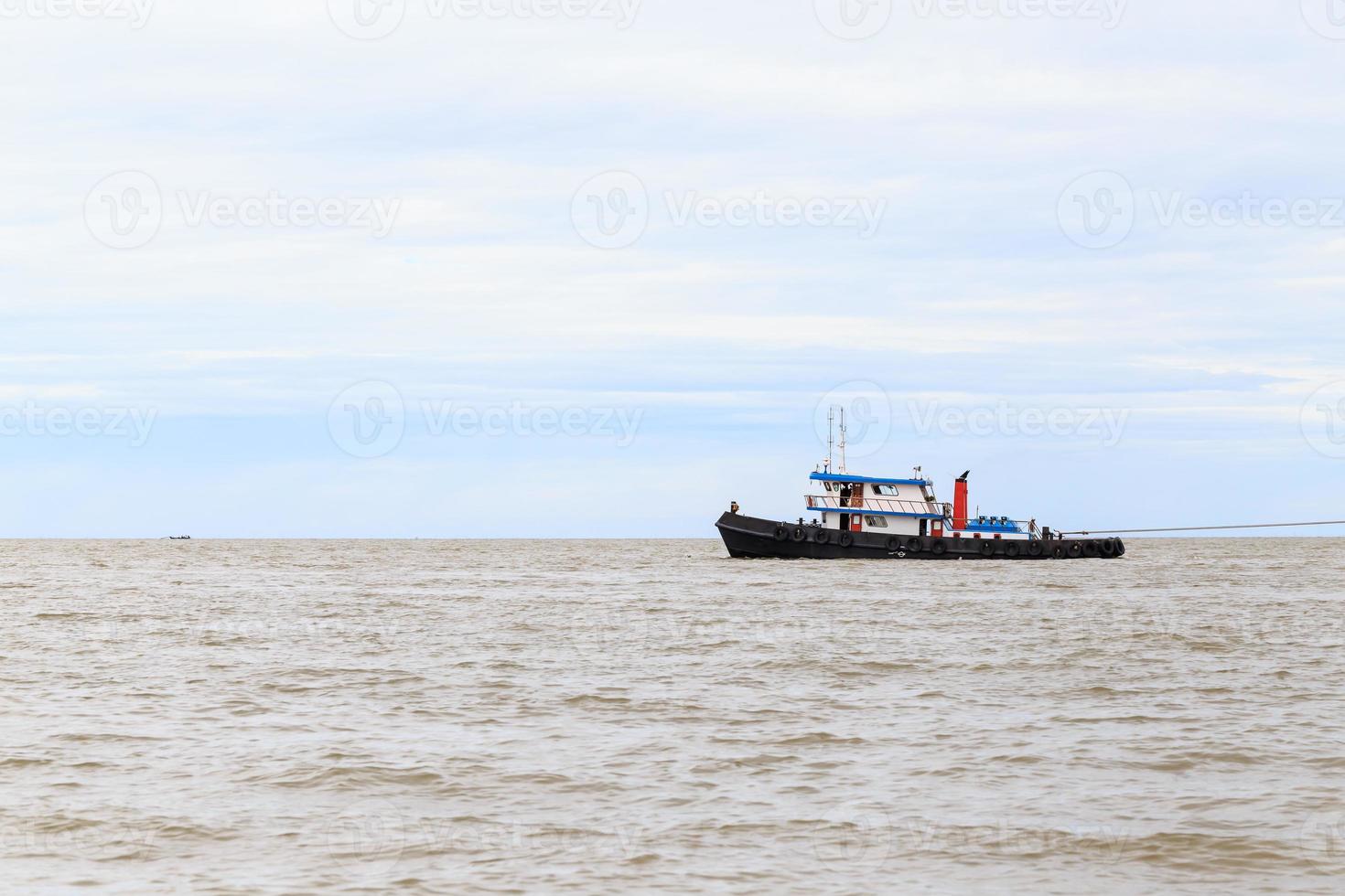Tug boat was towed ship photo