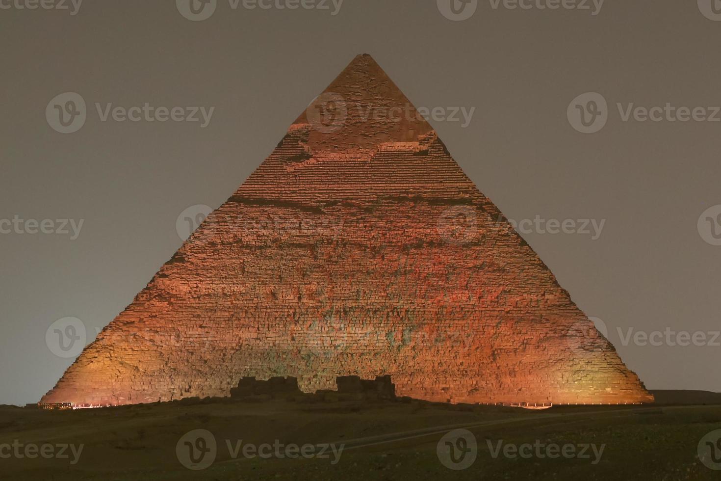 Pyramid of Khafre in Cairo, Egypt photo
