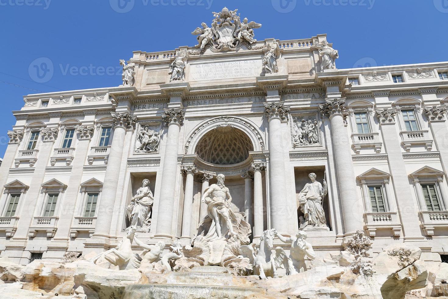 Trevi Fountain in Rome, Italy photo