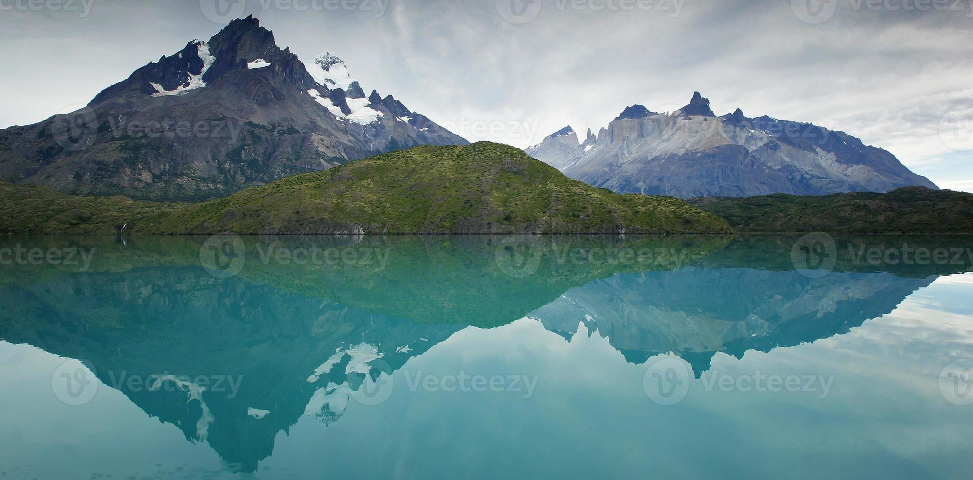 torres del paine, chile, américa del sur foto