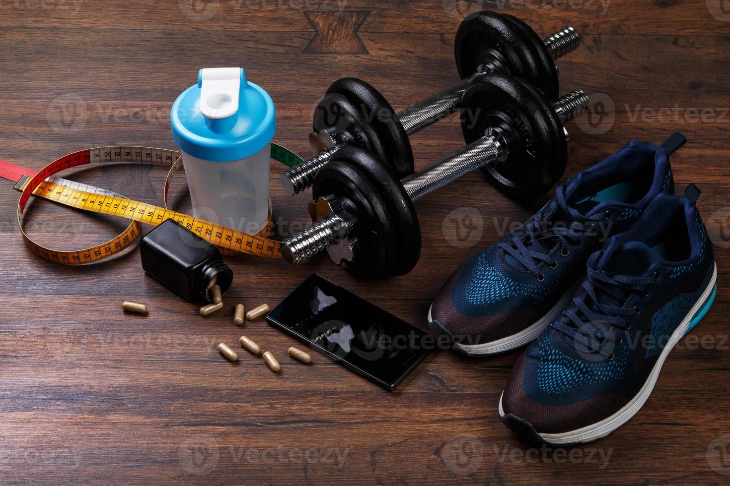 diferentes elementos para fitness foto