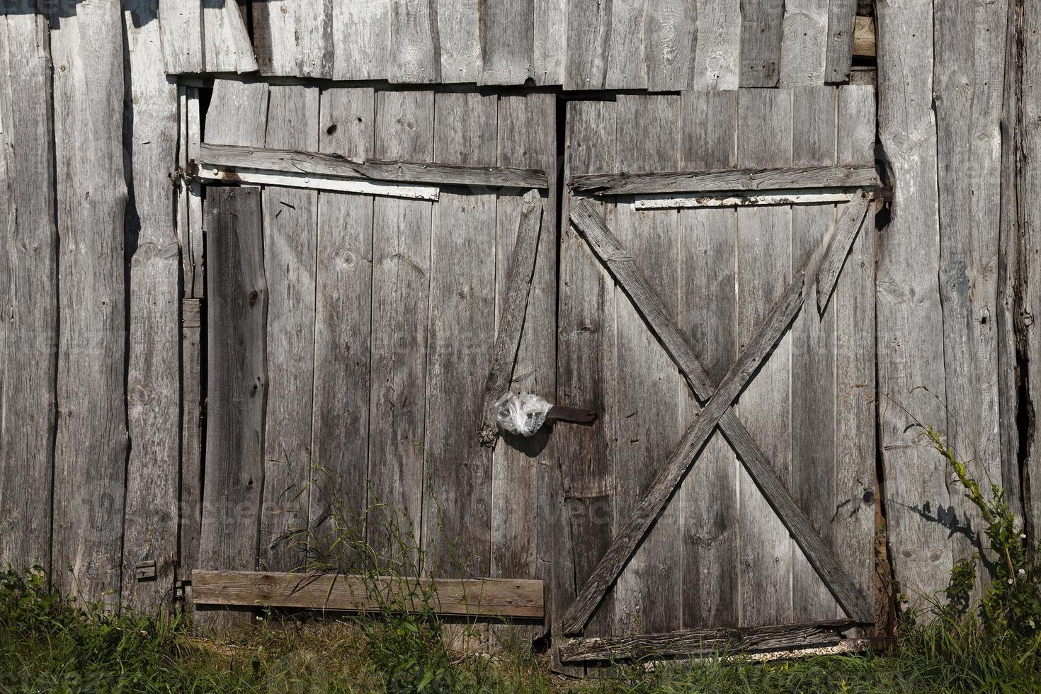 old wooden gate photo