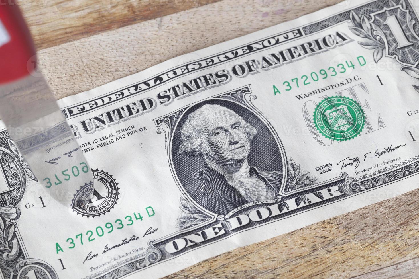 knife cut dollar photo