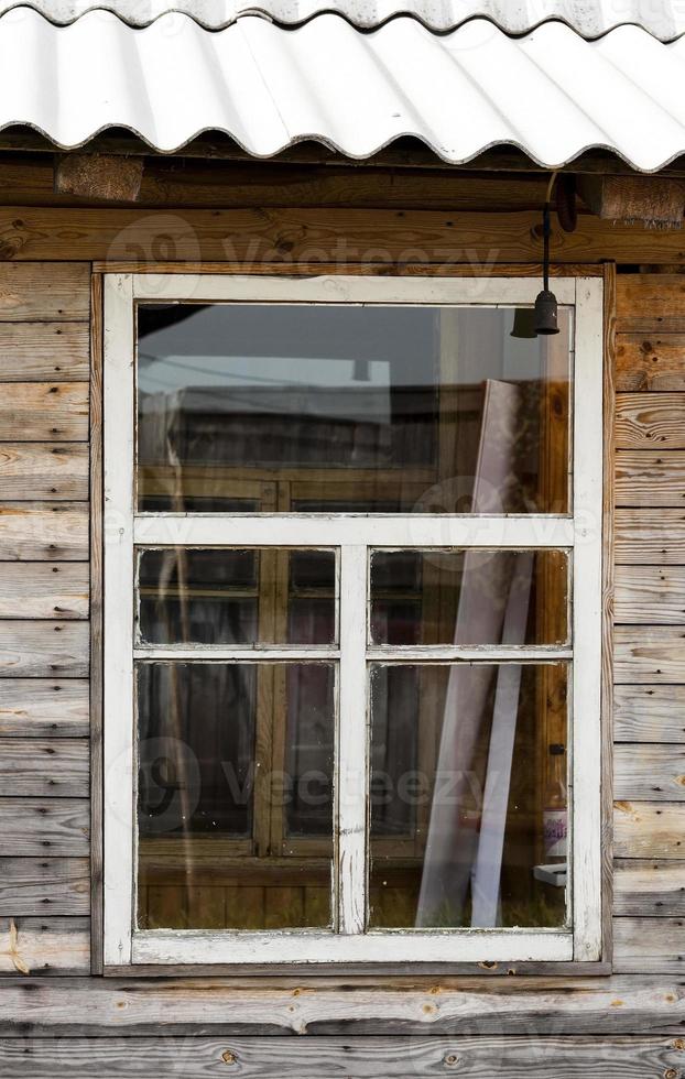 old wooden house photo