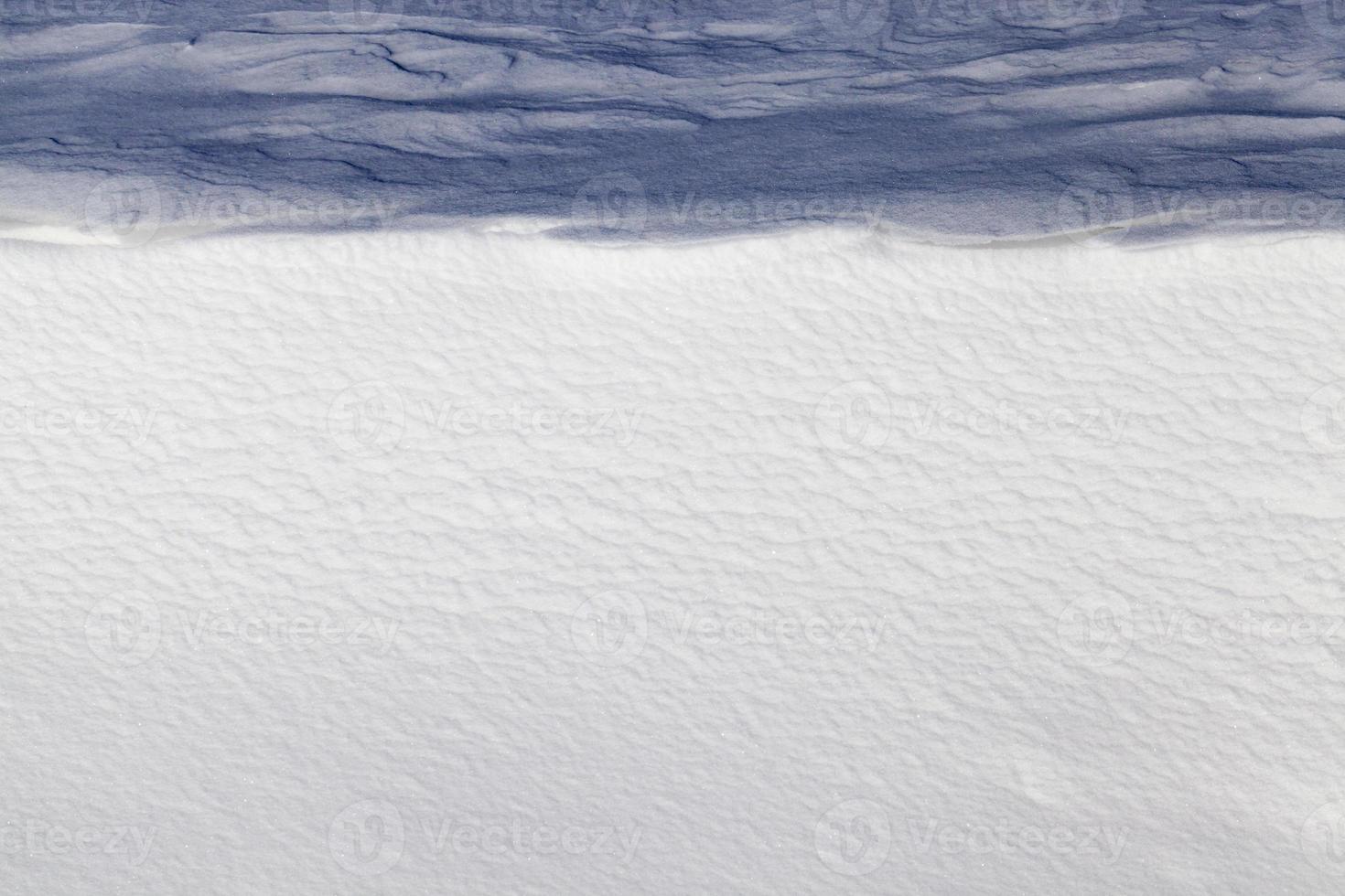 uneven structure of snow photo