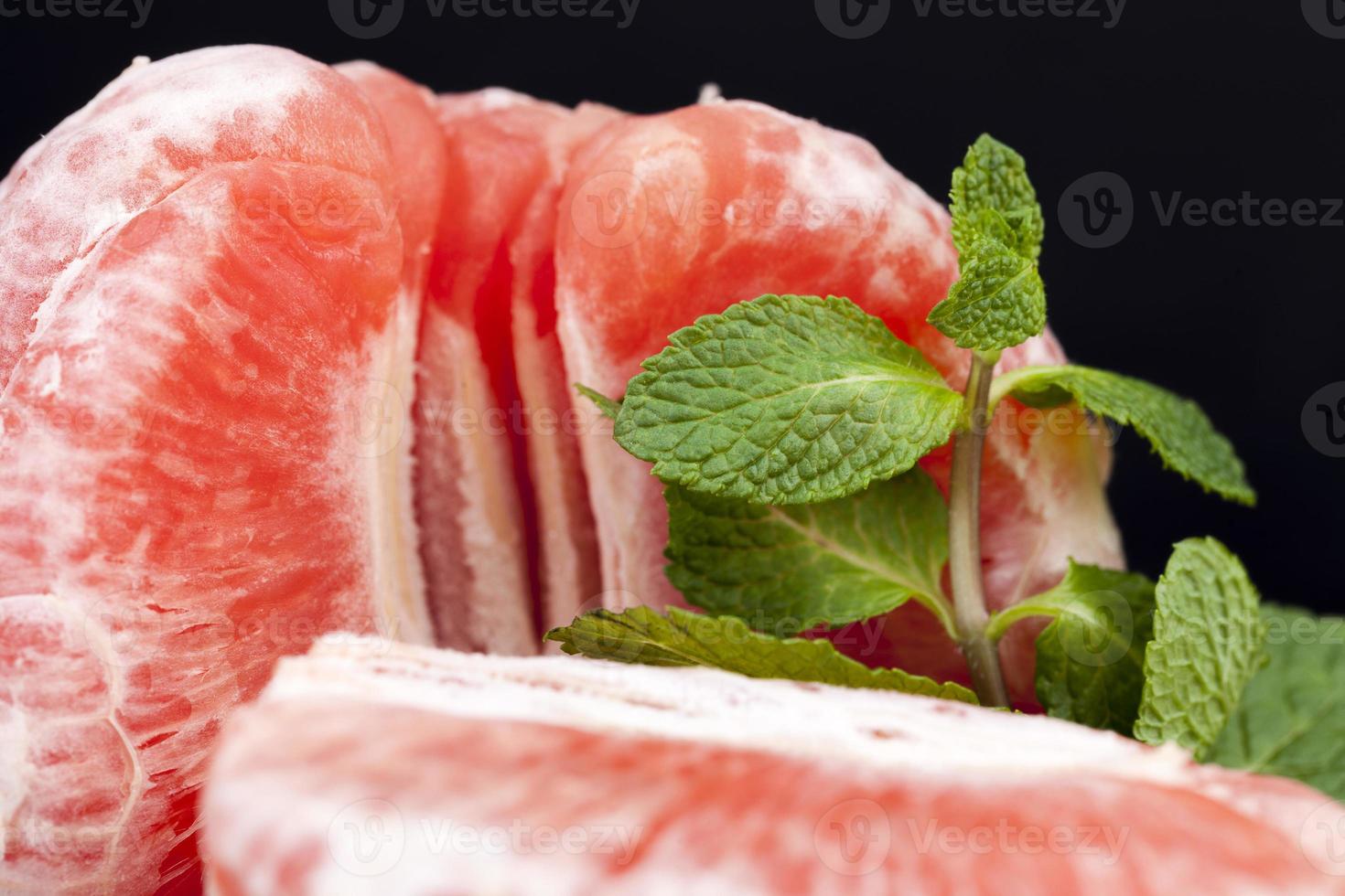 grapefruit fruits and plants during cooking 9430005 Stock Photo at Vecteezy