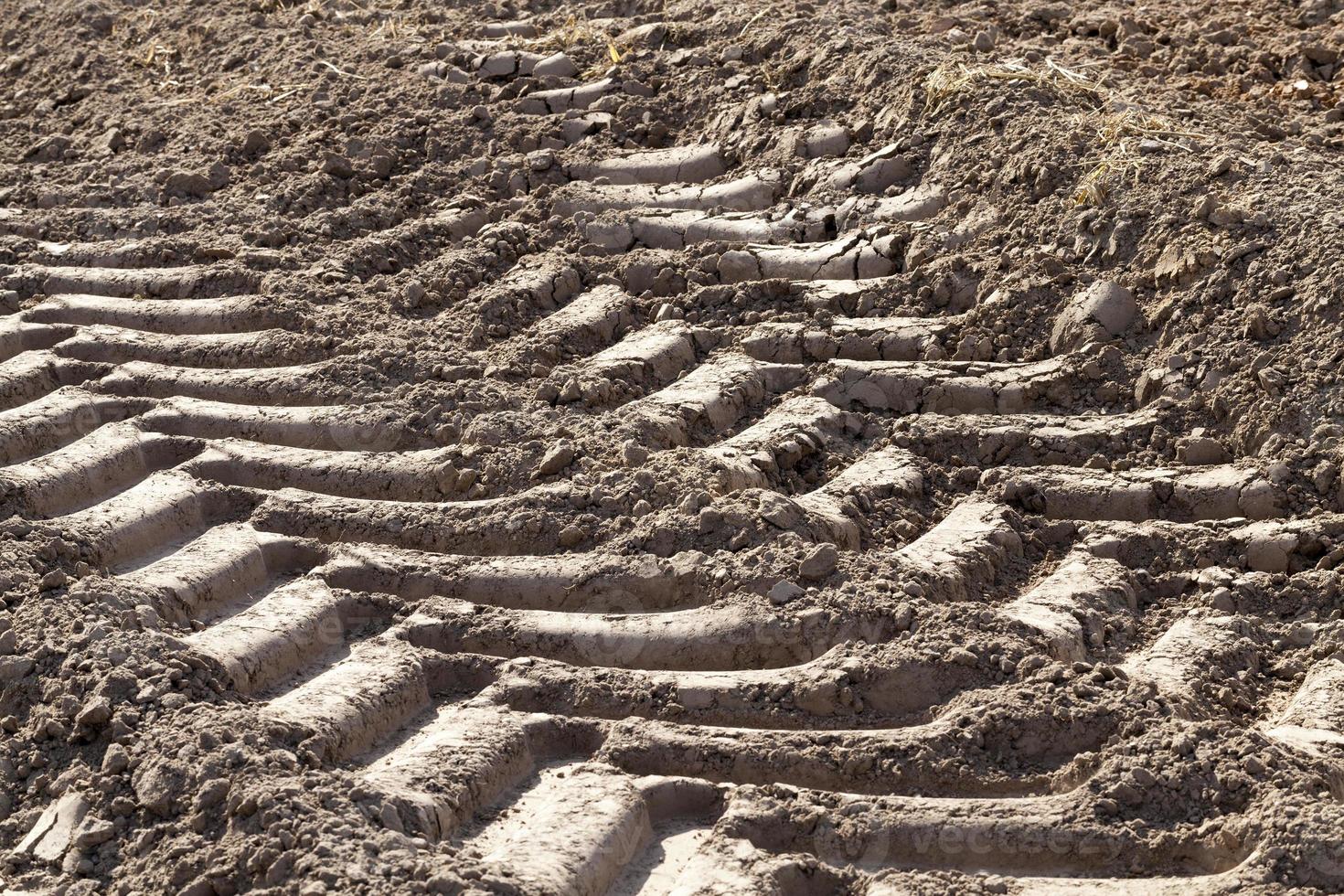 tractor traces, close up photo