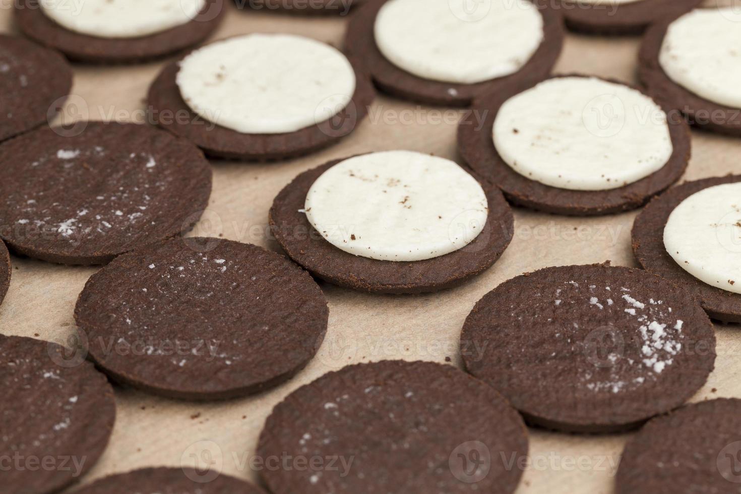 chocolate cookies with creamy cream filling photo