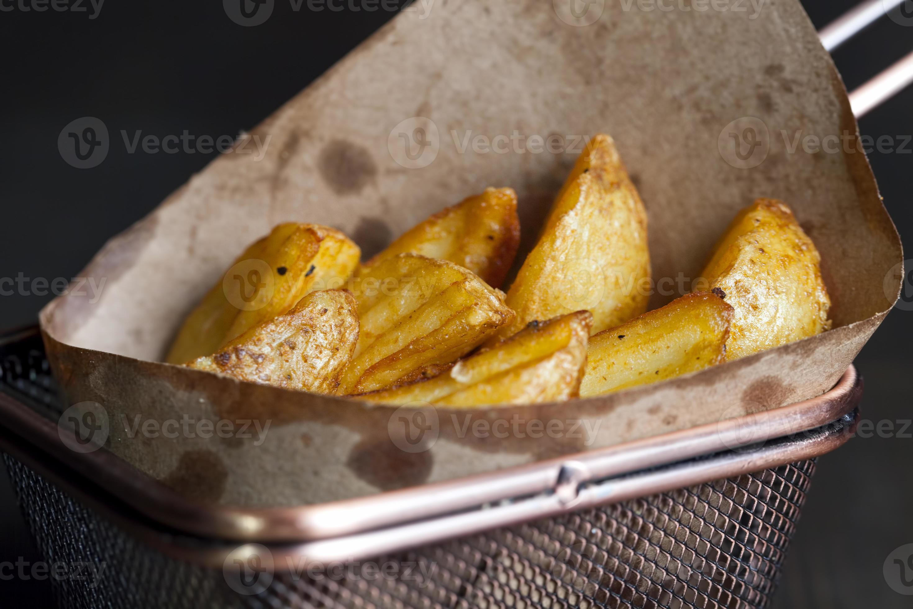 deep fried baked potato slices, quickly cooked potato slices 9442660