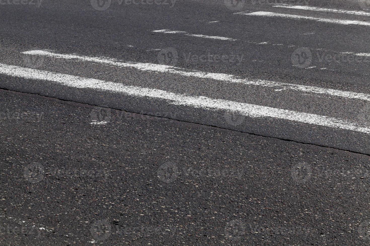 Dividing line, close up photo