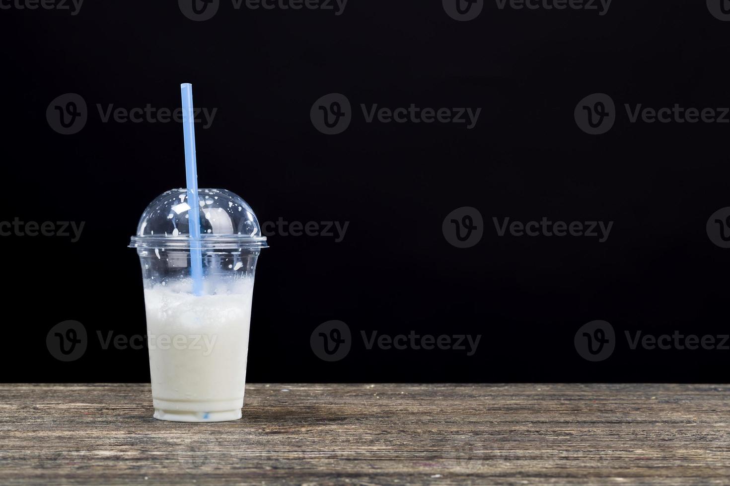 sweet and delicious milkshake photo