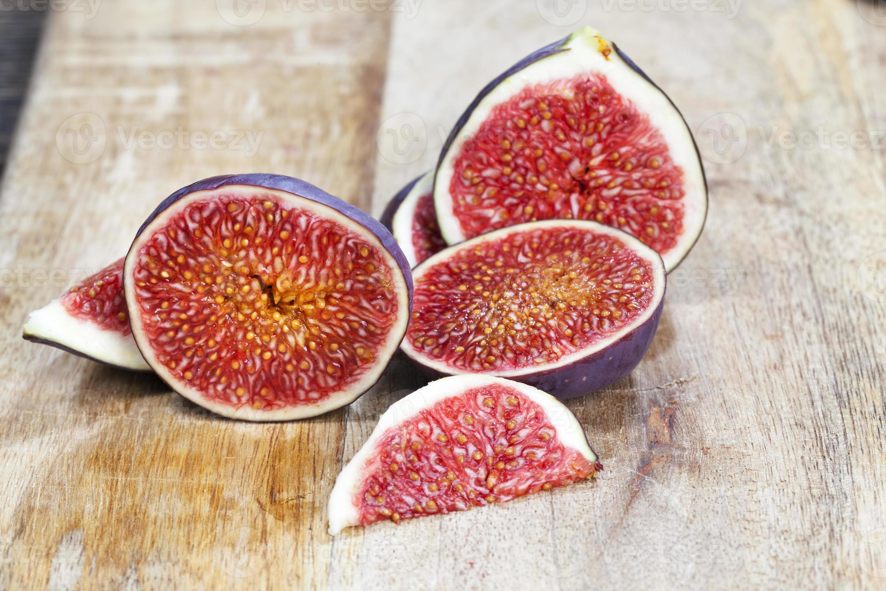 healthy red delicious fig pulp with seeds, ripe figs 9451147 Stock