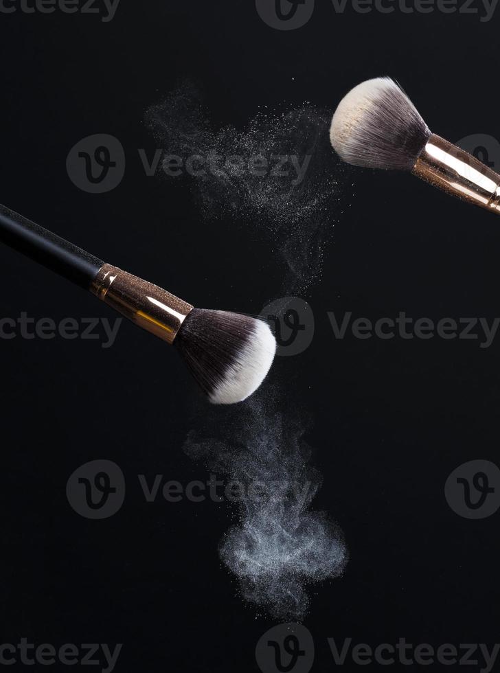 decorative cosmetics in the form of powder photo