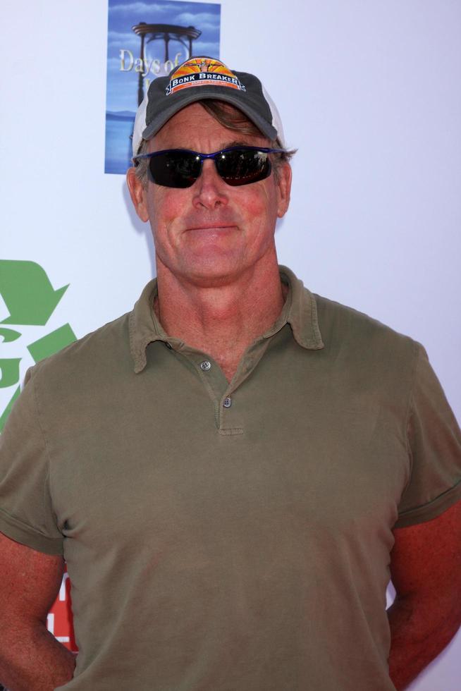 LOS ANGELES, MAY 7 -  John C  McGinley  arrives at the 5th Annual George Lopez Celebrity Golf Classic at Lakeside Golf Club on May 7, 2012 in Toluca Lake, CA photo
