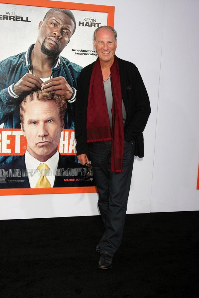 LOS ANGELES, MAR 25 -  Craig T  Nelson at the Get Hard Premiere at the TCL Chinese Theater on March 25, 2015 in Los Angeles, CA photo