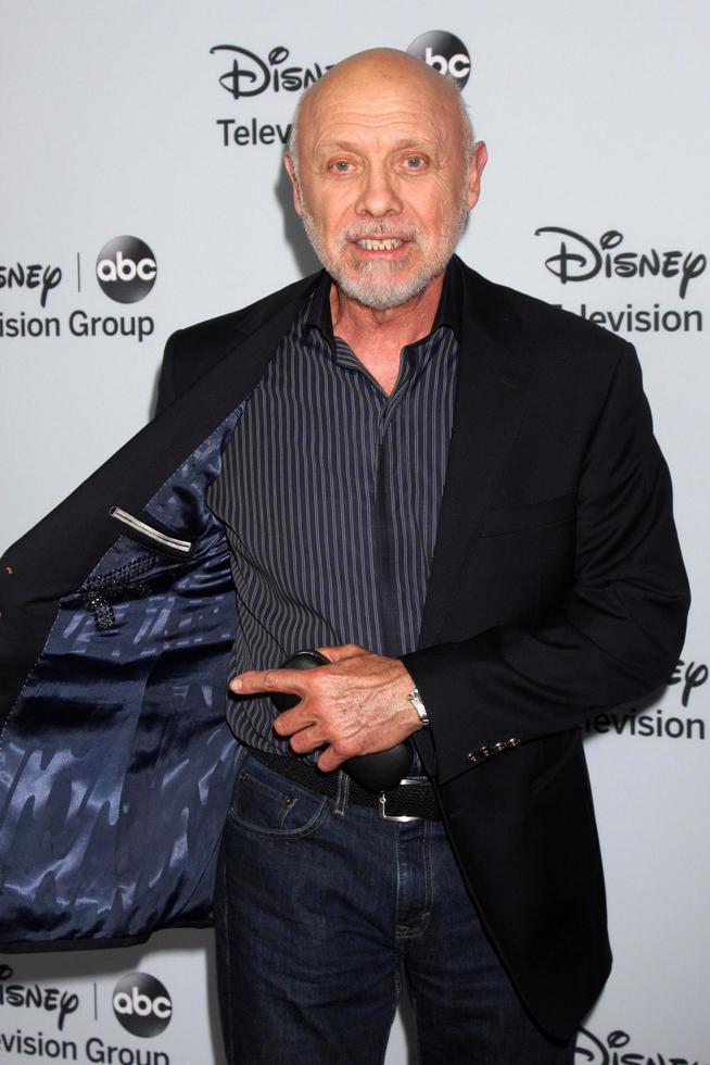 LOS ANGELES, JAN 17 -  Hector Elizondo at the Disney-ABC Television Group 2014 Winter Press Tour Party Arrivals at The Langham Huntington on January 17, 2014 in Pasadena, CA photo