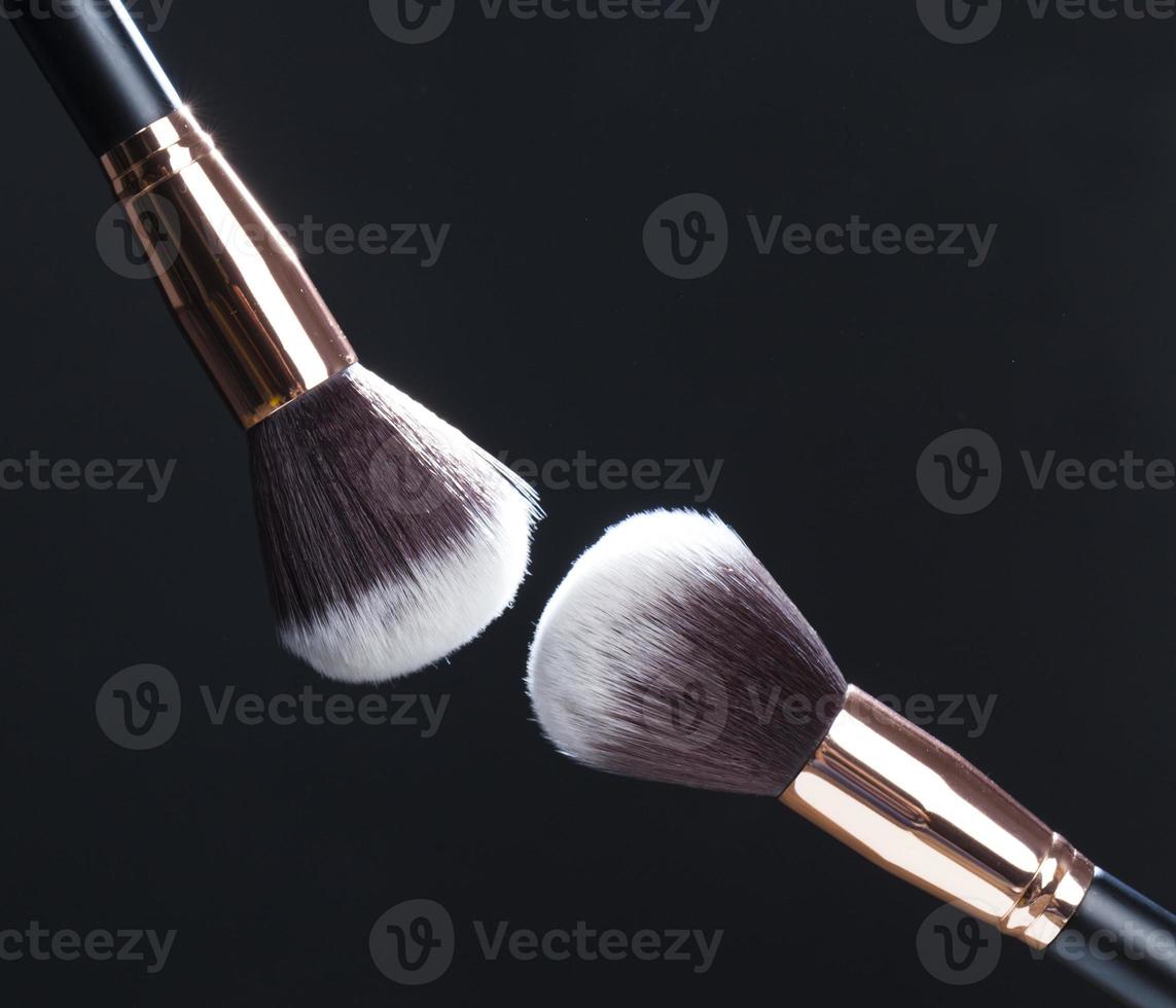 decorative cosmetics in the form of powder photo
