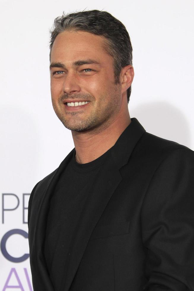 LOS ANGELES, JAN 6 - Taylor Kinney at the Peoples Choice Awards 2016, Arrivals at the Microsoft Theatre L A Live on January 6, 2016 in Los Angeles, CA photo