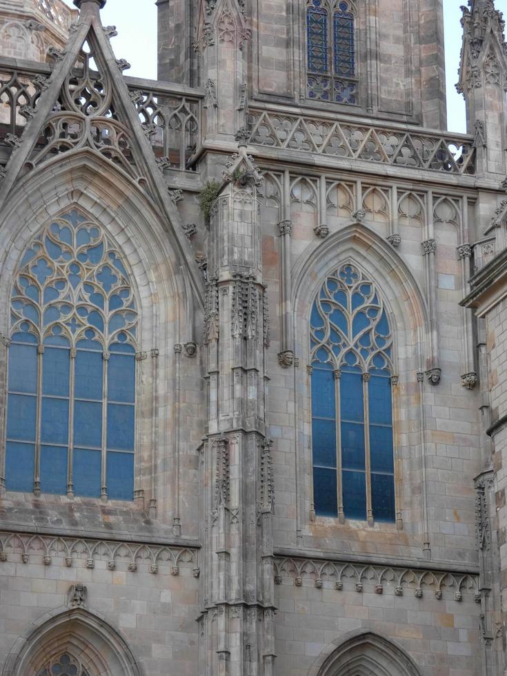 catedral gótica de la ciudad de barcelona foto