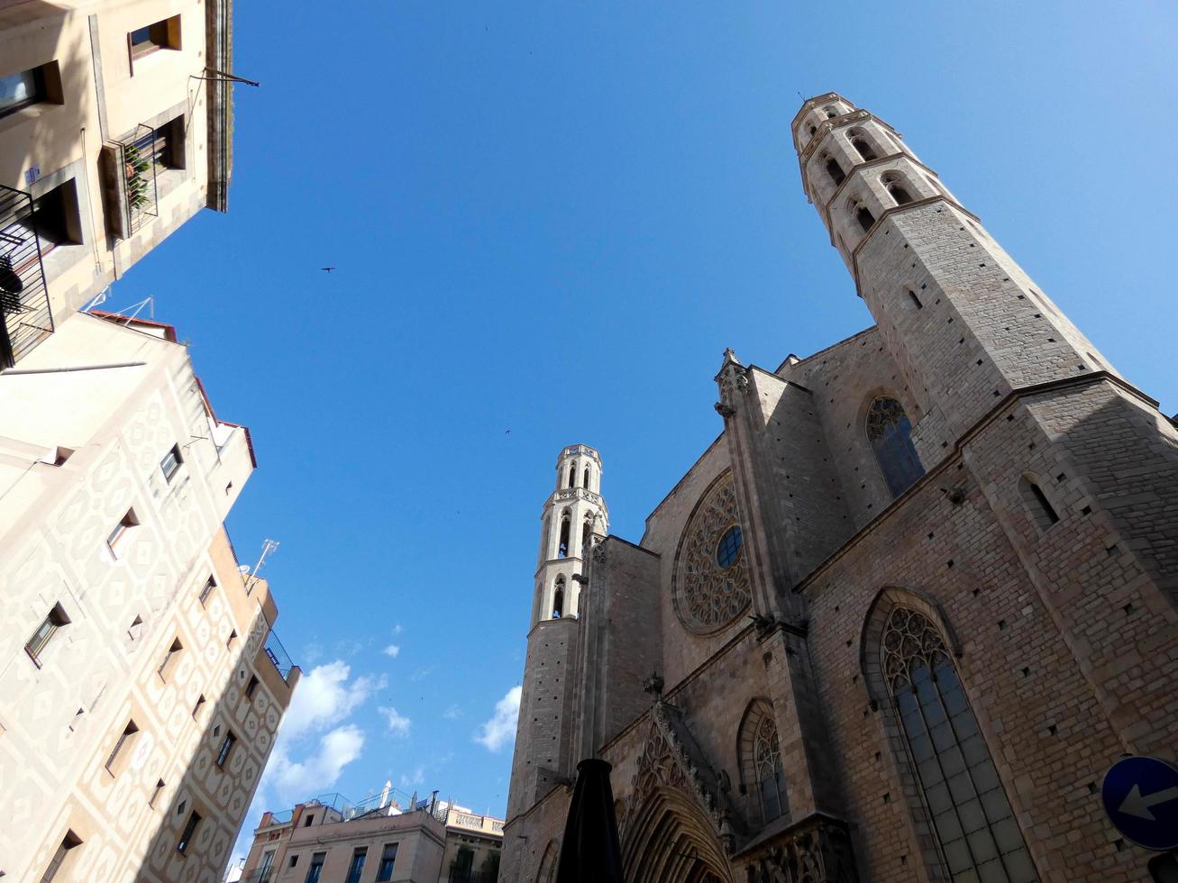 Gothic church of Santa Maria del Mar in Barcelona photo